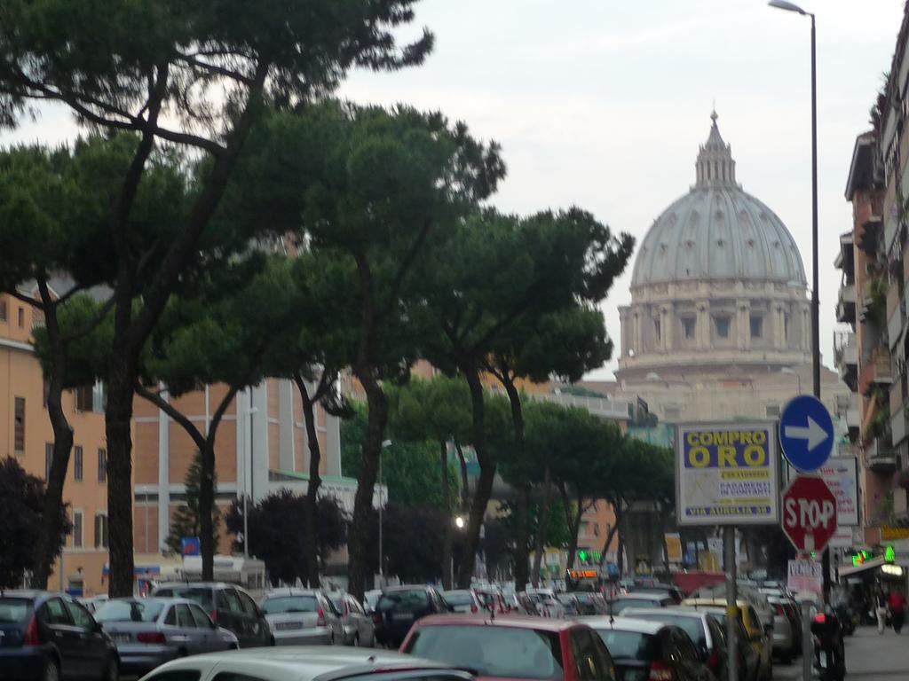 Hotel Domus Roma Exterior foto